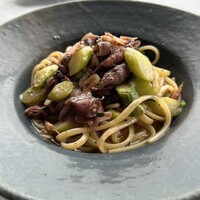 リストランテ・アッティモ - 本日のパスタ: リングイネ ホタルイカ・桜エビ・グリーアスパラのアーリオ・オーリオ・ペペロンチーノ