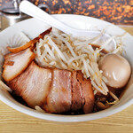 ロッキー - ラーメンｗｉｔｈ味玉＆肉増し