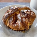 ケリイブレッド - キャラメルりんご280円