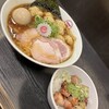 横浜中華そば 維新商店 本店