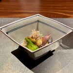 割烹 いそ崎 - ホタルイカ、黒鮑のジュレがけ