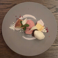 TOKYO Whisky Library - 