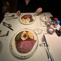 ロウリーズ・ザ・プライムリブ 恵比寿ガーデンプレイス店 - 