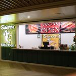 Sam’s Kitchen - 店前