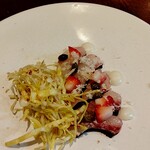 CIVIDALE - 鮮魚のカルパッチョ♡「添えはカステル・フランコです(^-^)赤いのはオーシャンベリーです♫」とスタッフさん♫酸味の仄かなお味で美味しいそうです♡