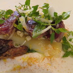 ラ メゾン クルティーヌ - 左下、かつおの心臓＆肝臓。