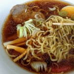 ハビィ - ミニカレーセット（醤油ラーメン）1250円︰麺リフトアップ