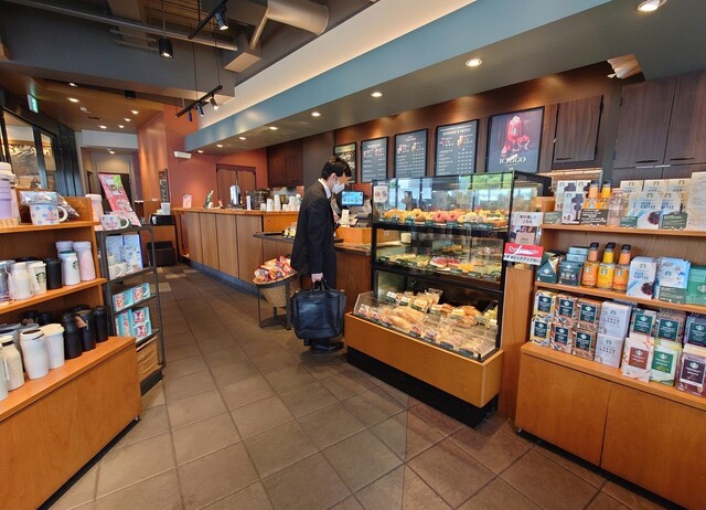 STARBUCKS COFFEE Kanayama Eki Minamiguchi Ten photo 4
