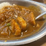 レストラン 中里 - トンカツは縦横ひと口大に、程よくカットされていました
