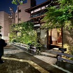 和食 板垣 - タイムスリップしたような洒落た玄関