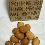 松露庵 - 料理写真:プレーン小 15個 640円