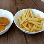 ハンバーガー スケヤ 香椎駅前店 - 