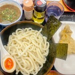 麺紡 - 絶品！ うおとりとん