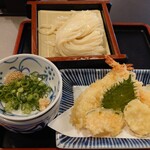 本格手打うどん おか泉 - 