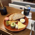 The Pier First Class Lounge - セルフのお料理