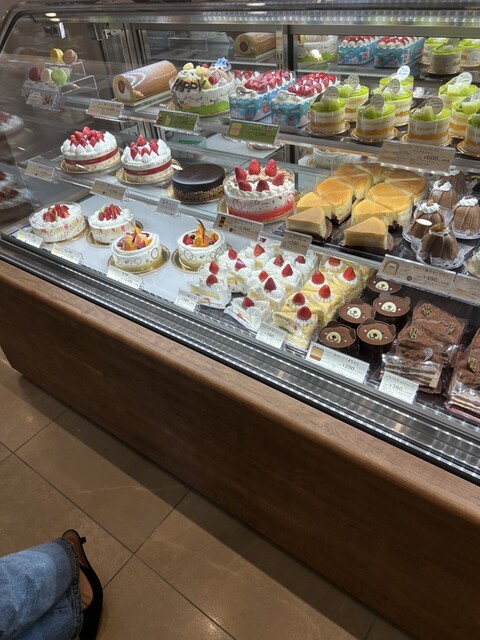 シャトレーゼ 仙台幸町店 - 東照宮（スイーツ）の写真