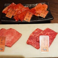 和牛焼肉 やくにく 路地裏 - 