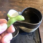 根岸屋 - お通しで枝豆付き