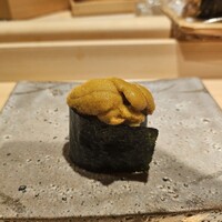 鮨 由う - 