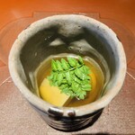 馳走 啐啄一十  - 【写真①】木積筍(大阪府貝塚市)、羅臼昆布と鰹節の出汁