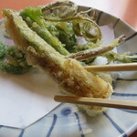 ドライブイン刈谷田 - 根曲がり筍