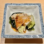 すが弥 - つぶ貝の胡麻和えって芝麻醤でまるっきり四川料理！