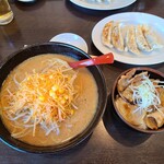 らぁめん 味蔵 - 焼肉丼セット(ネギ味噌)＋餃子(無料券)