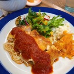 グリル DAITO - 鶏ももカツレツ　トマトソース