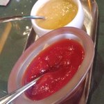 インド料理 ショナ・ルパ - ケチャップとインドのマスタードです・・♪