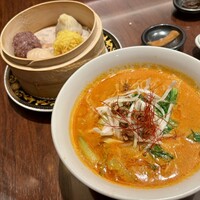 Shanghai Dining 状元樓 - 