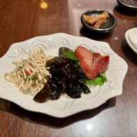 Shanghai Dining 状元樓 - 