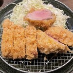 とんかつ 16 - 幸福豚　ロース　氷室豚　ヒレ　ハーフ&ハーフ