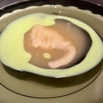 仁修樓 - フカヒレ(ヨシキリザメ)　地鶏金華ハムソース　エンドウ豆ソース