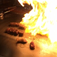てっぱん料理味味亭 - 見た目豪快なフランベで繊細な火の入れ方が素晴らしい