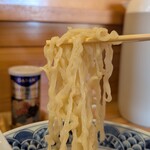 喜多方 満喜 - やみつきになる中太麺