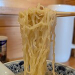 喜多方 満喜 - ツルモチ食感の中太麺