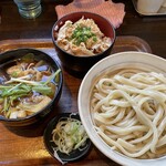 柿屋 うどん - ねぎ南蛮黒¥800 ピリ辛丼¥300