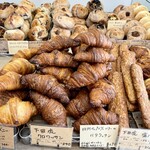 下田流 - クロワッサン山積み