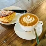 Conkey’s Bakery - カフェオレ