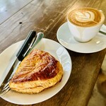 Conkey’s Bakery - アップルパイ