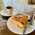 Conkey’s Bakery - APPLE PIE