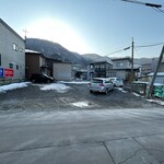 cafe 海と硝子 - 駐車場（外観）