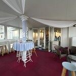 cafe 海と硝子 - 店内