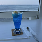 cafe 海と硝子 - 海色ライチソーダフロート