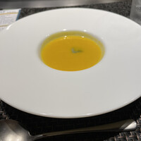 銀座のステーキ - 人参のスープ