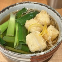 手打ち蕎麦 欅 - 焼き餅入り京葱蕎麦(大盛り)