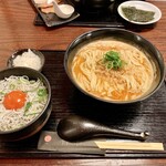 神楽 海老で鯛を釣る麺堂 - 
