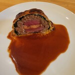 bistro douce 武蔵小杉 - 鴨とフォアグラのパイ包み