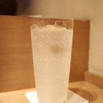 焼鳥 おみ乃 - じゃばら酒（炭酸割）