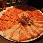 SHARI - 和牛＆豚